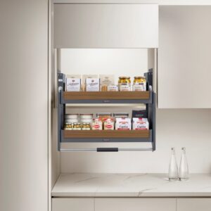 Spice rack extraíble para gabinete superior, cierre lento marca Trebol - ACF028 - 26-1/8 x 10-11/32 x 20-31/32 in