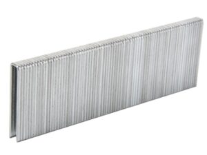 Staples 1/4 in crown, 1-1/8 in long, gauge 18, 4000-pieces box - 90/28